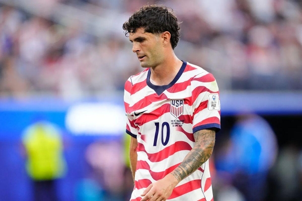 Tuyển Mỹ lo sốt vó vì Pulisic trước trận tranh ngôi đầu bảng D