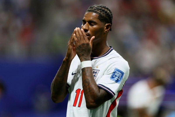Báo Anh quay lưng với Rashford: Giờ thì hiểu vì sao Barcelona chọn Gordon?