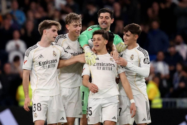Giữa tin đồn Vinicius, một tài năng Real Madrid khác sắp cập bến Ngoại Hạng Anh