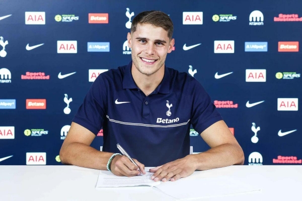 Trung vệ nhanh nhất Ngoại hạng Anh chốt xong tương lai tại Tottenham