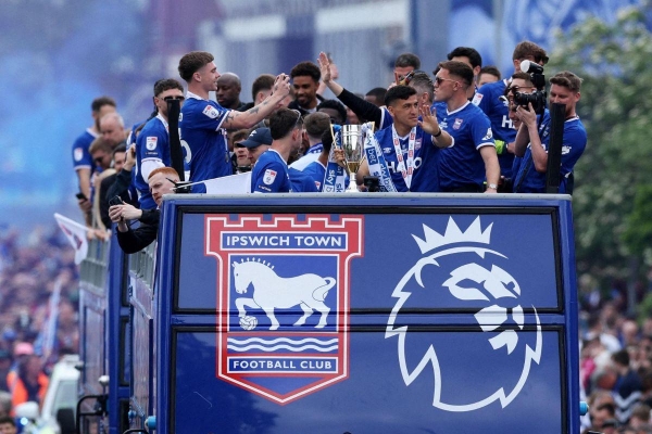 Đánh giá sức mạnh Ipswich Town Ngoại hạng Anh 2026/27: Thay tướng, đổi vận?