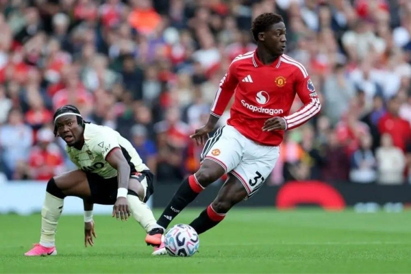 Carrick nói thẳng về màn trình diễn của Mainoo sau màn ngược dòng thắng Ipswich