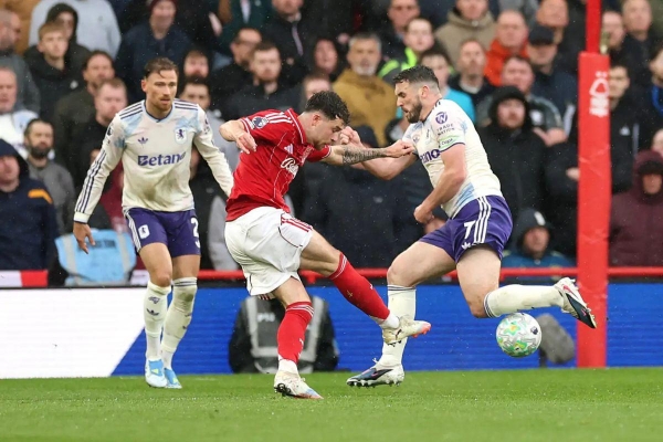 Aston Villa 1-2 Nottingham Forest: Emery chìm sâu, “lời nguyền” Glasner kéo dài
