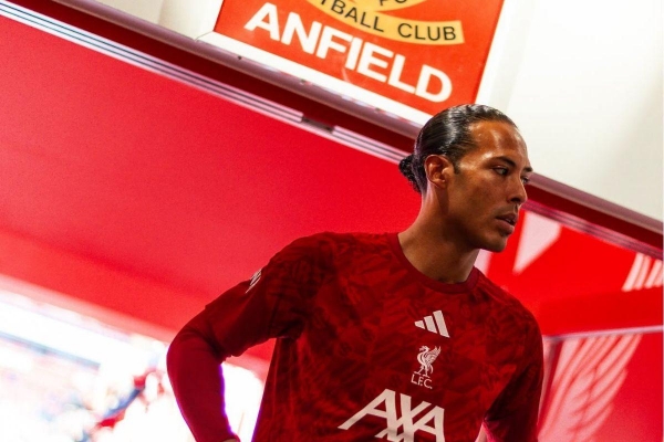 Van Dijk bất ngờ hé lộ về ngày chia tay Liverpool trước đại chiến Man City