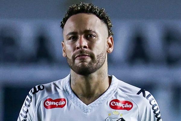 Rõ lý do khiến Neymar 'không vui' dù giúp Santos thắng lớn