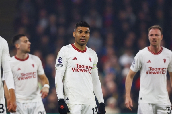 Nhà vô địch Champions League xác nhận chia tay MU