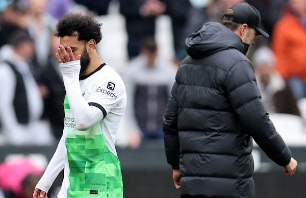 Jurgen Klopp xử lý thế nào khi dàn sao Liverpool 'nổi loạn'?