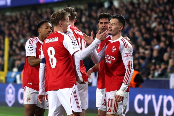 Arsenal 'A hay B' đều có thể vô địch Champions League