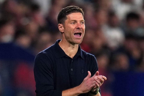 Lý do nào buộc Real Madrid phải cắt hợp đồng với Xabi Alonso?