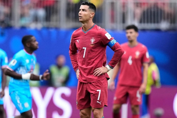 Tin nóng bóng đá chiều 18/6: Ronaldo gây tranh cãi, bóng đá Malaysia biến động chưa từng có