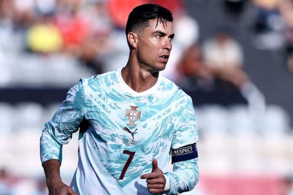 Tin nóng bóng đá chiều 3/7: Ronaldo và MU đồng loạt gây bão