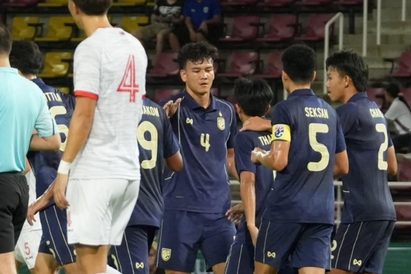 Người hùng của U23 Thái Lan tuyên bố sẵn sàng đánh bại U23 Malaysia