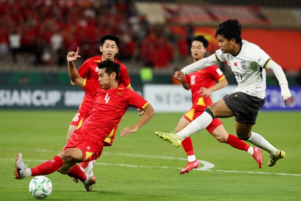 Vì sao U23 Việt Nam thua đậm Trung Quốc?