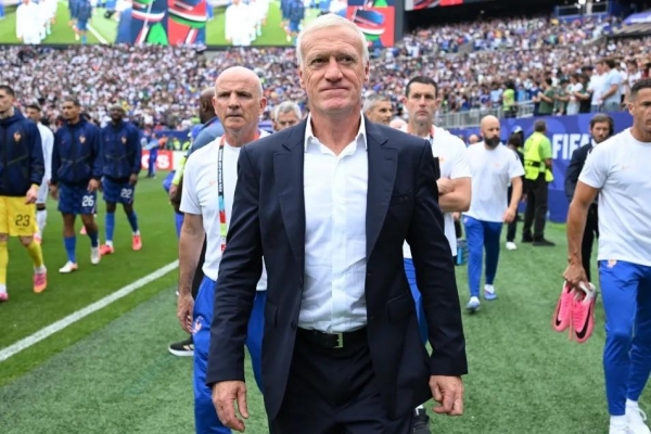 Tuyển Pháp nhận tin dữ trước trận tranh hạng 3 World Cup