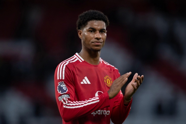 Chuyển nhượng MU 21/1: Rashford bị 'mắc kẹt', ra giá mua hậu vệ trái