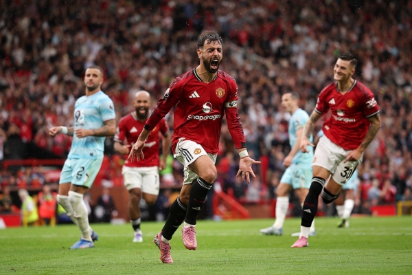 Bruno ghi bàn phút cuối, MU thắng trận đầu tiên tại Ngoại hạng Anh