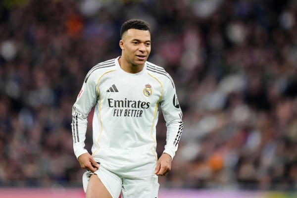 Mbappe báo tin dữ, Real gặp khó tại La Liga lẫn Champions League
