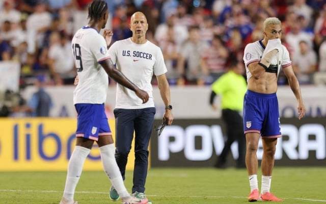 Cầu thủ Mỹ kêu gọi sa thải HLV, độc lạ chưa từng xảy ra tại Copa America