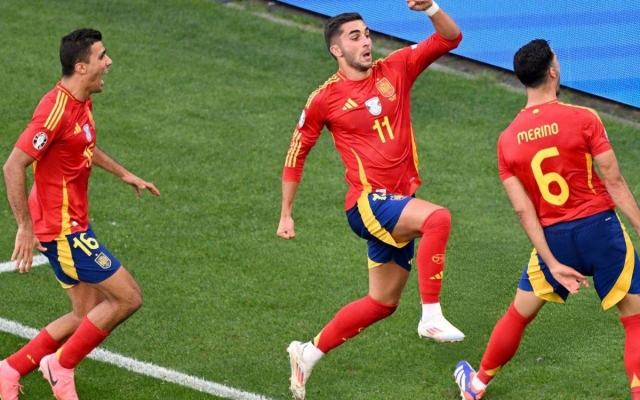NHM giật mình với màn ăn mừng kì lạ của sao Tây Ban Nha ở Euro 2024
