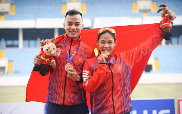 Vì chị gái ngất xỉu, em trai lao đến huy chương SEA Games