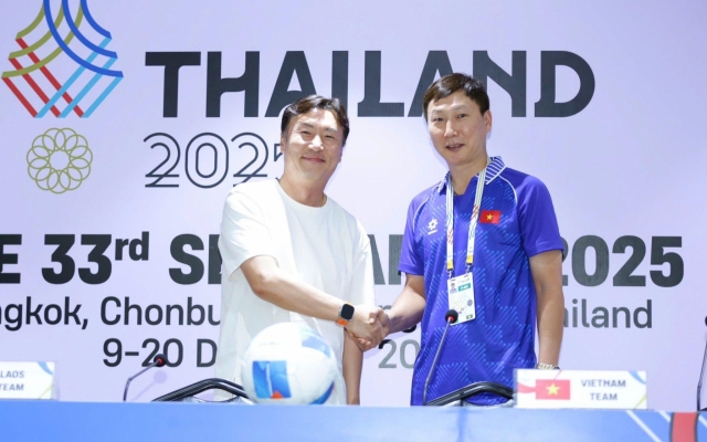 HLV Lào: 'Có vẻ U22 Malaysia mạnh hơn U22 Việt Nam'