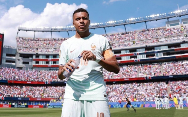 Vì sao Mbappe vẫn xứng đáng làm thủ quân dù chỉ trích Deschamps?