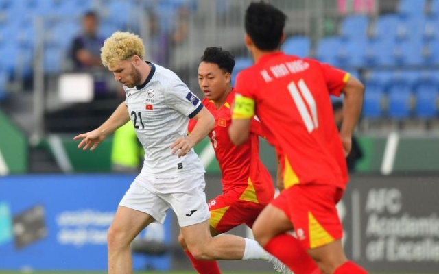 CĐV Jordan hoang mang khi U23 Việt Nam thắng liền 2 trận