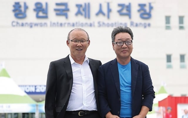 HLV Hàn Quốc xin lỗi người hâm mộ Việt Nam