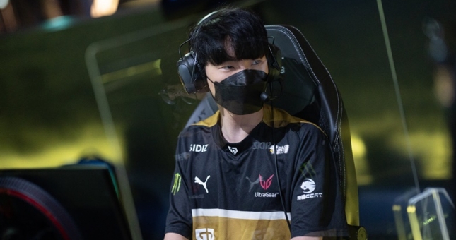 Kết quả LCK Mùa Hè 2022 ngày 30/6: T1, DRX gọi, GEN có trả lời?