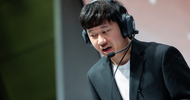 Lừa tiền tuyển thủ, cựu HLV của đội LMHT lớn nhất Bắc Mỹ dính án 'global ban'