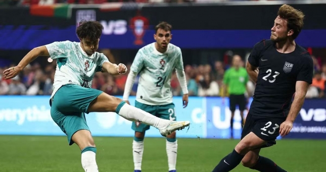 Chưa cần Ronaldo, Bồ Đào Nha dễ dàng thắng Mỹ