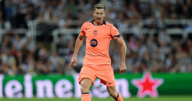 Barca chốt người thay thế Lewandowski
