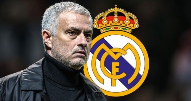 Đến Real, Mourinho muốn đưa tiền đạo MU ghi 161 bàn về Bernabeu