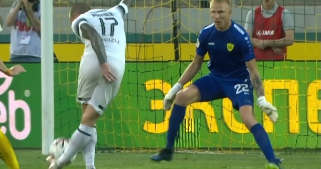 Siêu bàn thắng rabona được hơn 1 triệu lượt xem tại giải VĐQG Nga