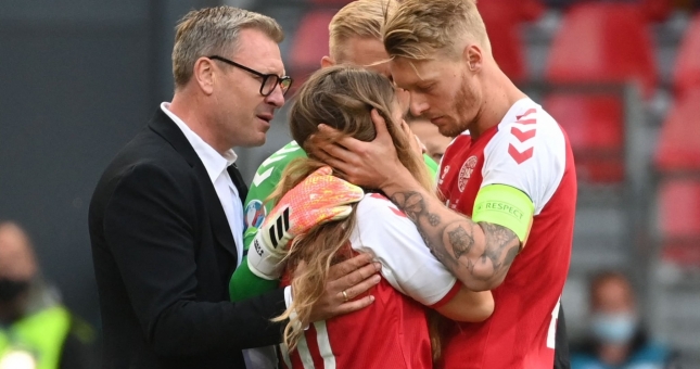 Hành động tuyệt vời của người hùng Đan Mạch cứu sống Eriksen