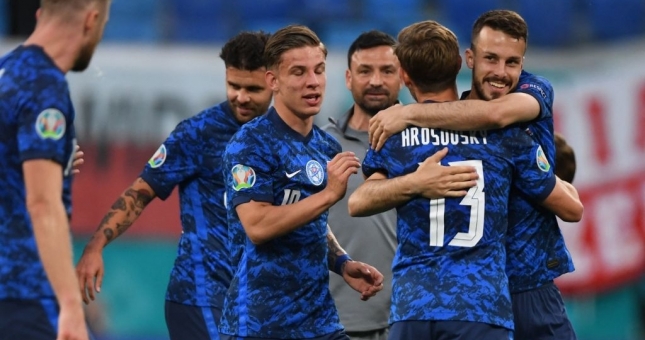 Video bàn thắng Ba Lan 1-2 Slovakia: Kết cục nghiệt ngã