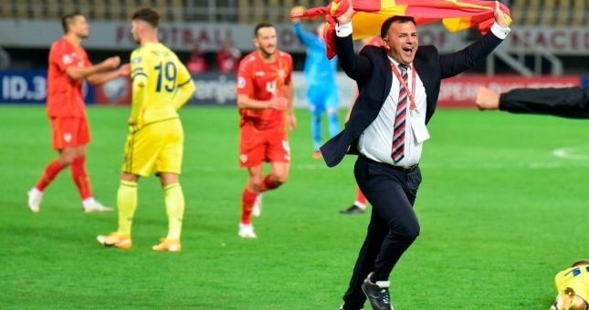 Lộ diện HLV đầu tiên từ chức tại Euro 2021