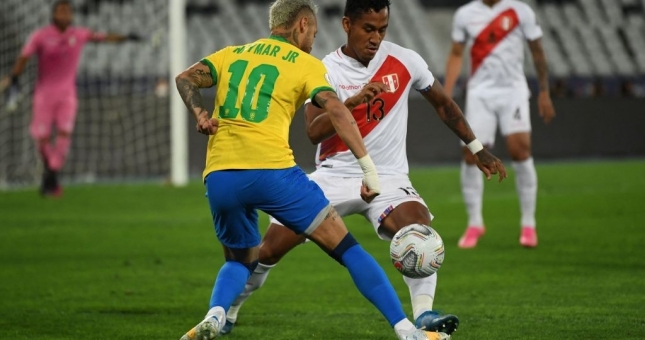 Neymar tỏa sáng, Brazil vào chung kết Copa America