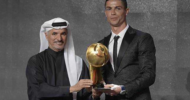 Rời Juventus, Ronaldo gây bất ngờ khi chọn gia nhập cựu vương Cúp C1 châu Á?