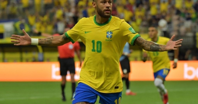 VIDEO: Neymar nhảy múa, kiến tạo đỉnh cao giúp Brazil hủy diệt Uruguay