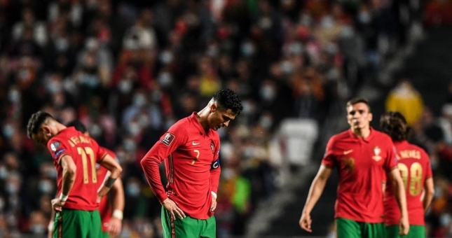 Thua sốc trên sân nhà, Bồ Đào Nha chính thức mất vé dự World Cup 2022