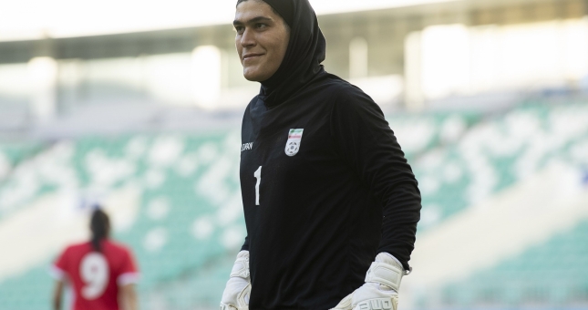 NÓNG: Bóng đá châu Á gặp 'biến', Iran bị kiện lên AFC vì nghi vấn thủ môn