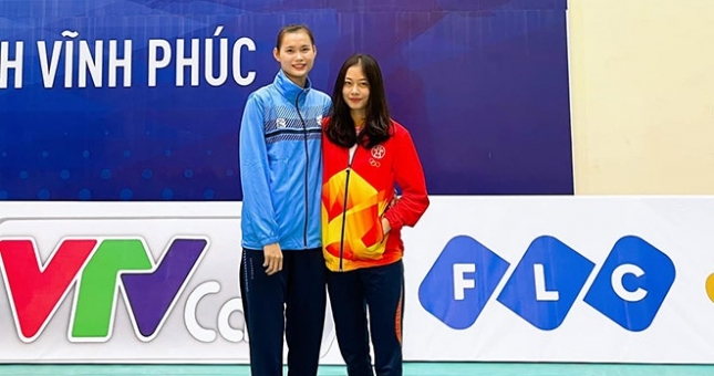 Bóng hồng tài năng & xinh đẹp vừa vô địch giải bóng chuyền hạng A 2021