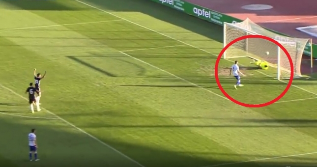 'Bàn thắng ma' dị nhất thế giới, hai đội cùng ghi bàn và cái kết 'há hốc mồm'