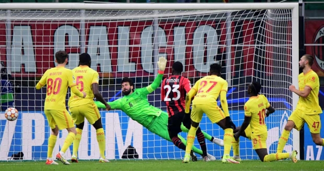 Xác định 12 đội chính thức vượt qua vòng bảng Champions League