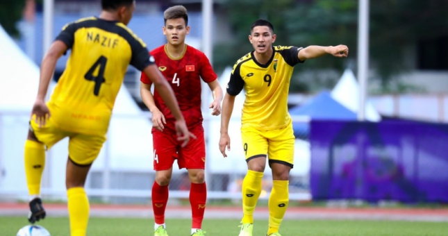 Bị CLB cắt hợp đồng, cầu thủ giàu nhất thế giới sẵn sàng chuyển nhượng tự do