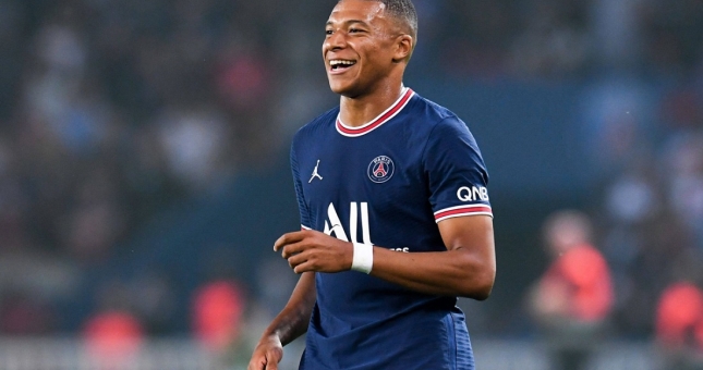 NÓNG: PSG thưởng 100 triệu euro, đề nghị Mbappe hợp đồng 'không thể từ chối'