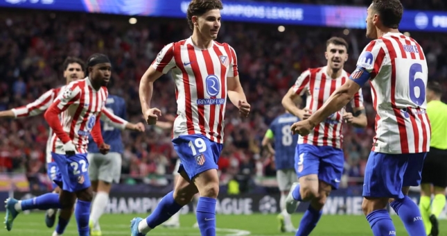 Trực tiếp Atletico Madrid 1-1 Arsenal: Atletico liên tiếp tấn công