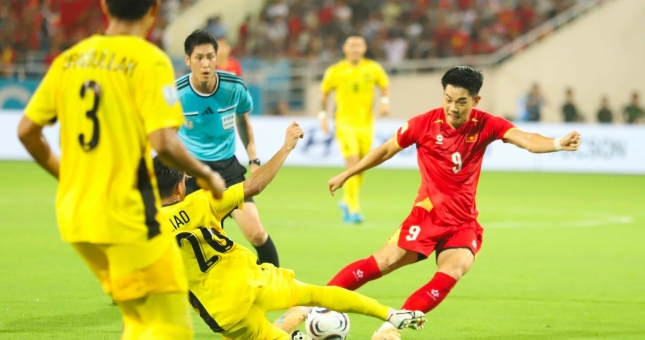 Trực tiếp Việt Nam 0-0 Malaysia: Việt Nam bỏ lỡ đáng tiếc