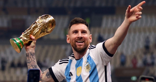 Tạm biệt Argentina, Messi vẫn rộng cửa đoạt Quả bóng vàng thứ 9 lịch sử
